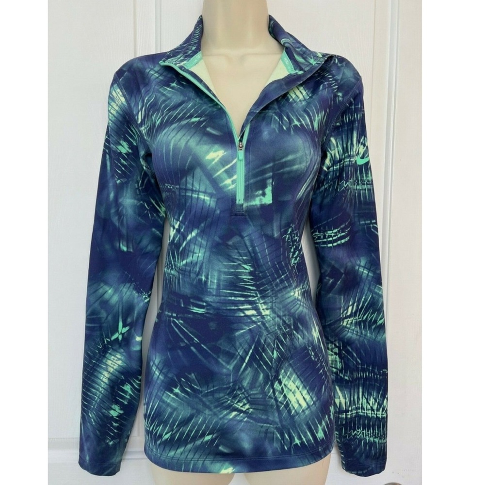 Womens NIKE Dri-Fit 1/4 zip Pullover Athletic Long Sleeve